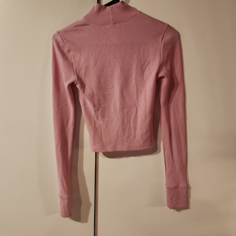 American Eagle Outfitters Soft Pink Ribbed Long Sleeve Tee - Picture 2 of 4
